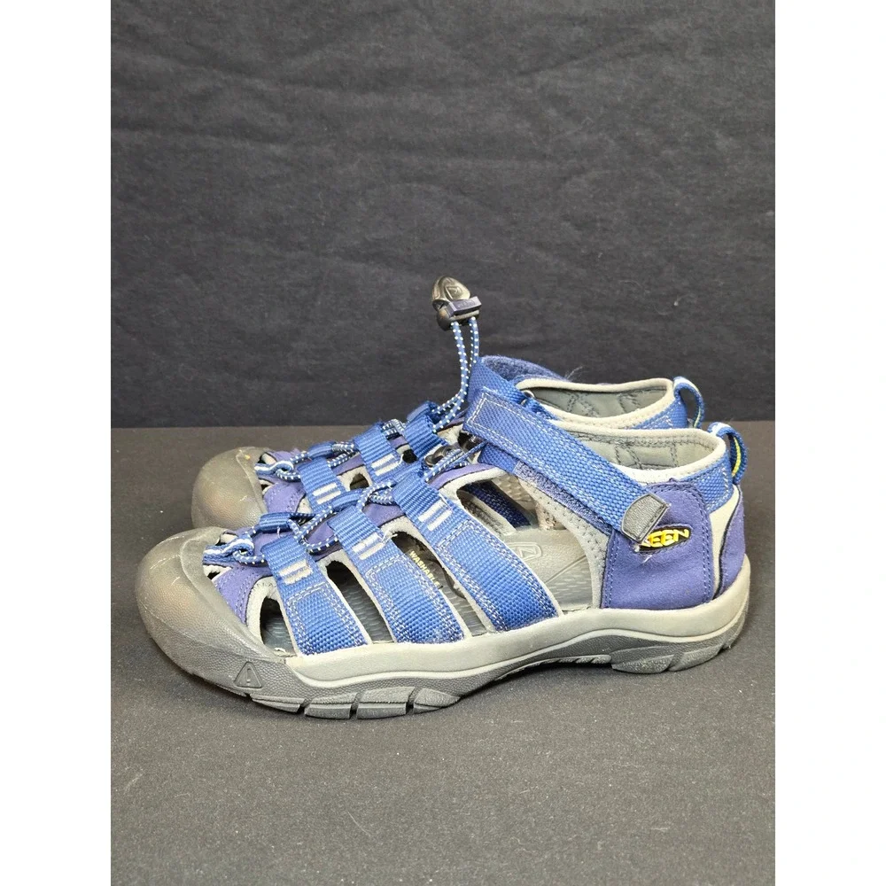 Keen Newport H2 Kids Blue  Waterproof Hiking Sandals Size 3 1009962